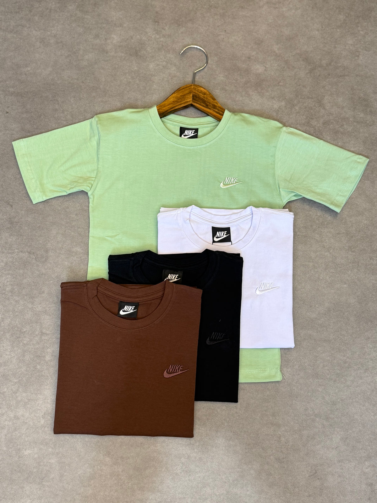 Camisetas Nike Bordada clássica