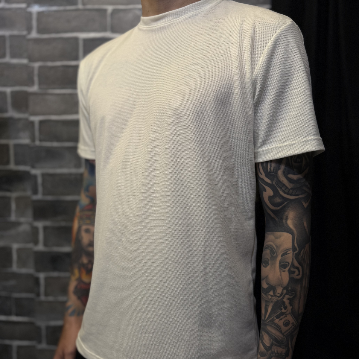 Camiseta Zara Lisa Básica