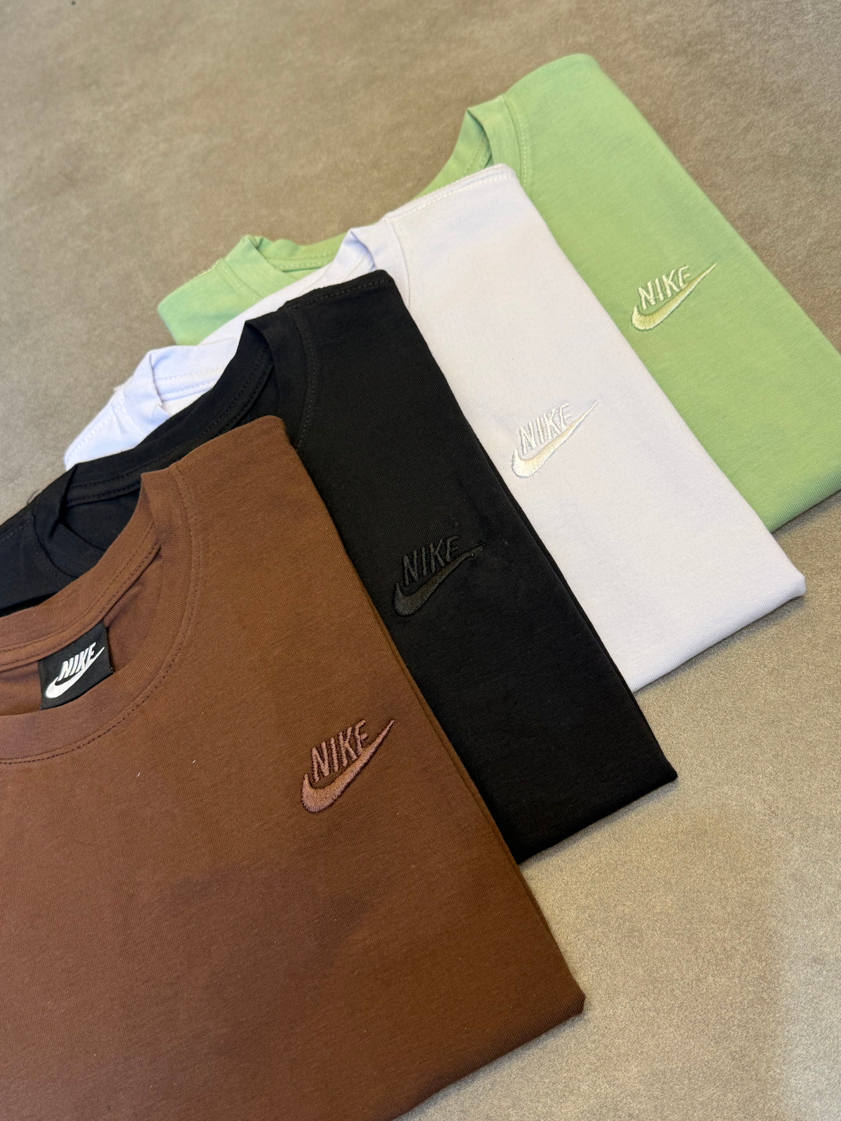 Camisetas Nike Bordada clássica
