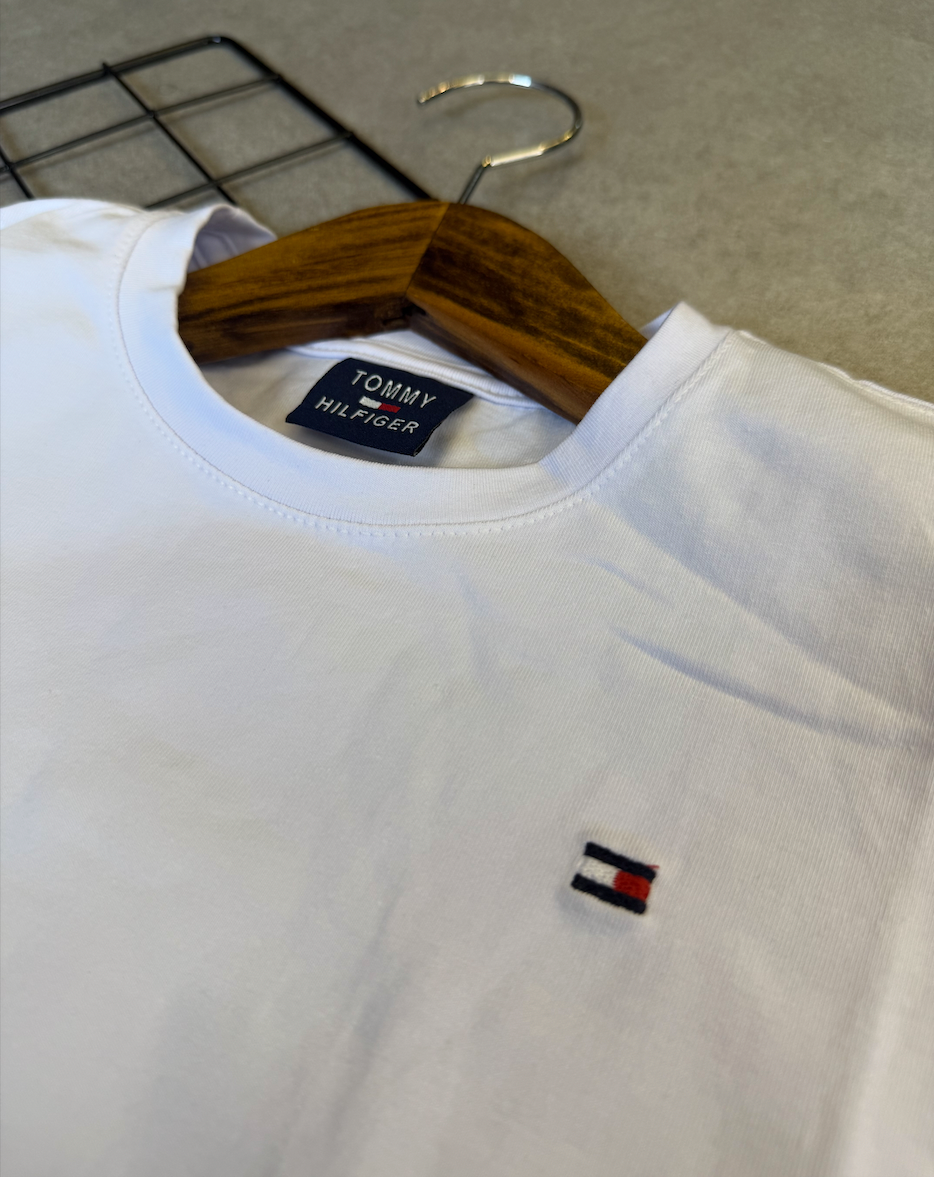 Camiseta Infantil Tommy Hilfiger Logo Clássico Kids