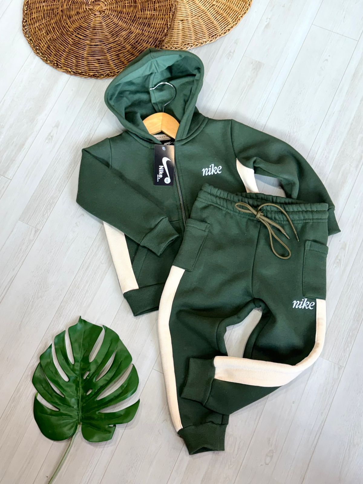 Conjunto Moletom Infantil Nike - Tech Fleece