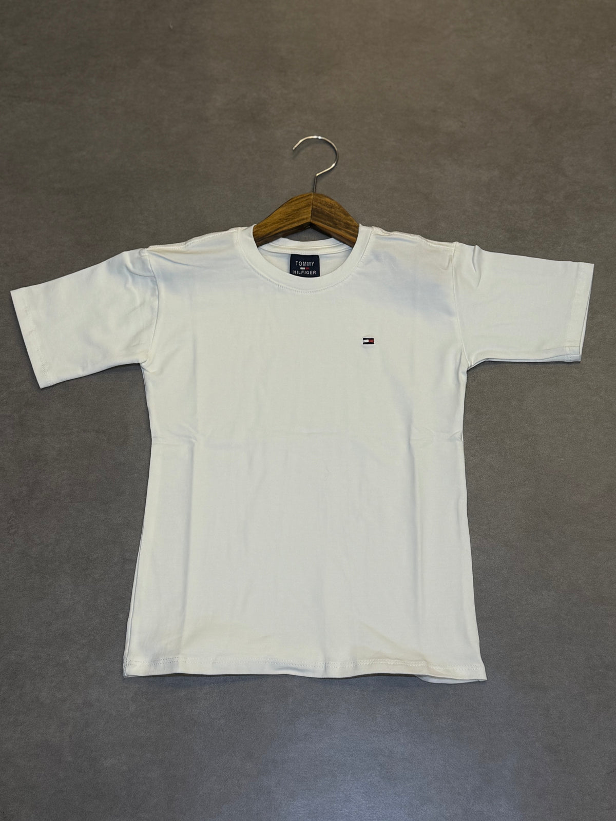 Camiseta Infantil Tommy Hilfiger Logo Clássico Kids