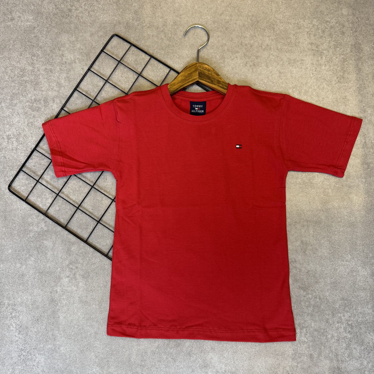 Camiseta Infantil Tommy Hilfiger Logo Clássico Kids