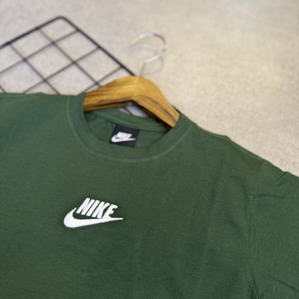 Camiseta Infantil Nike Bordado Manga Curta