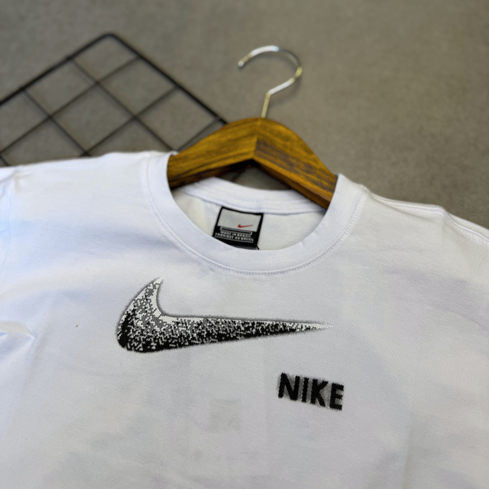 Camiseta Infantil Nike Kids Manga Curta