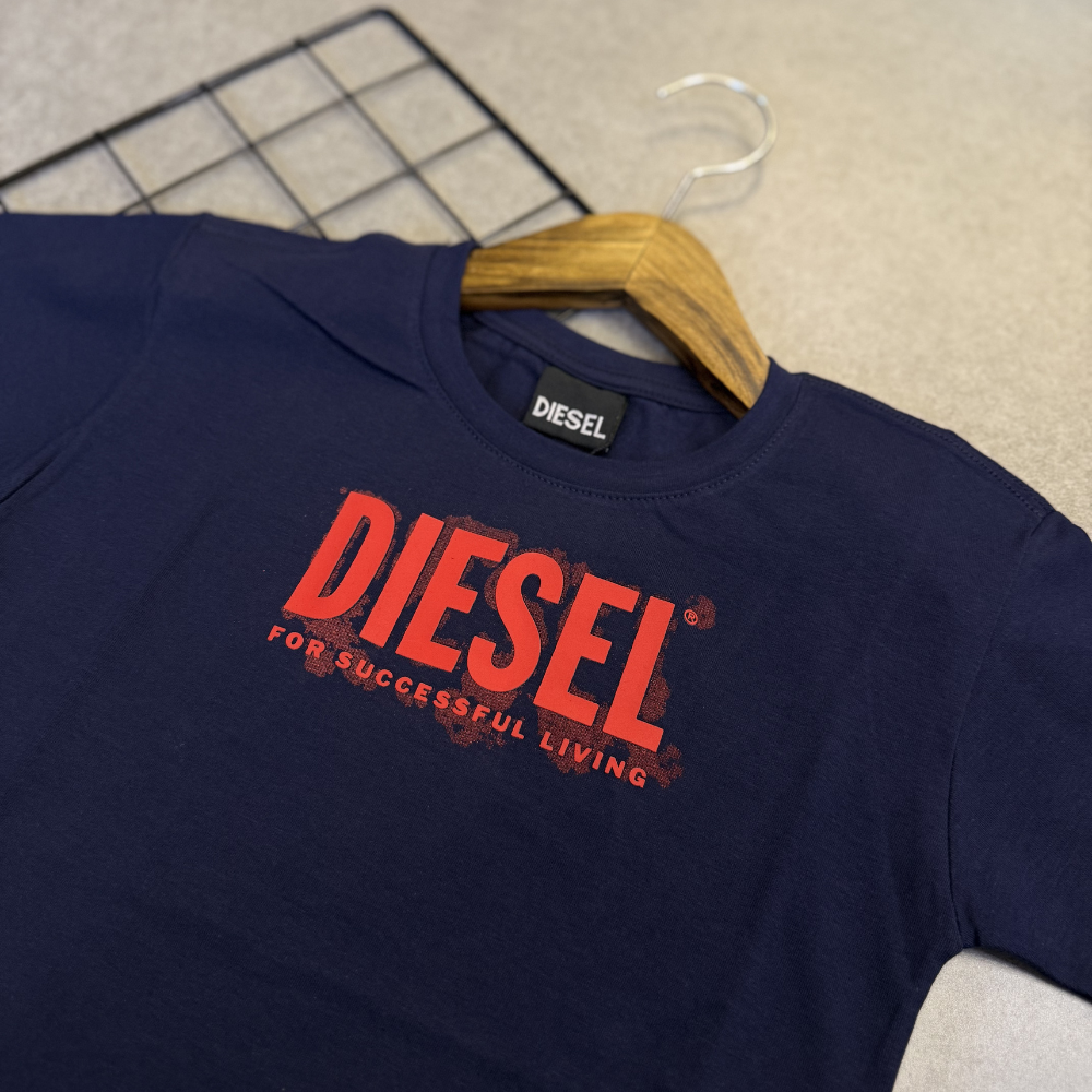 Camiseta Infantil Diesel Manga Curta Menino Grife