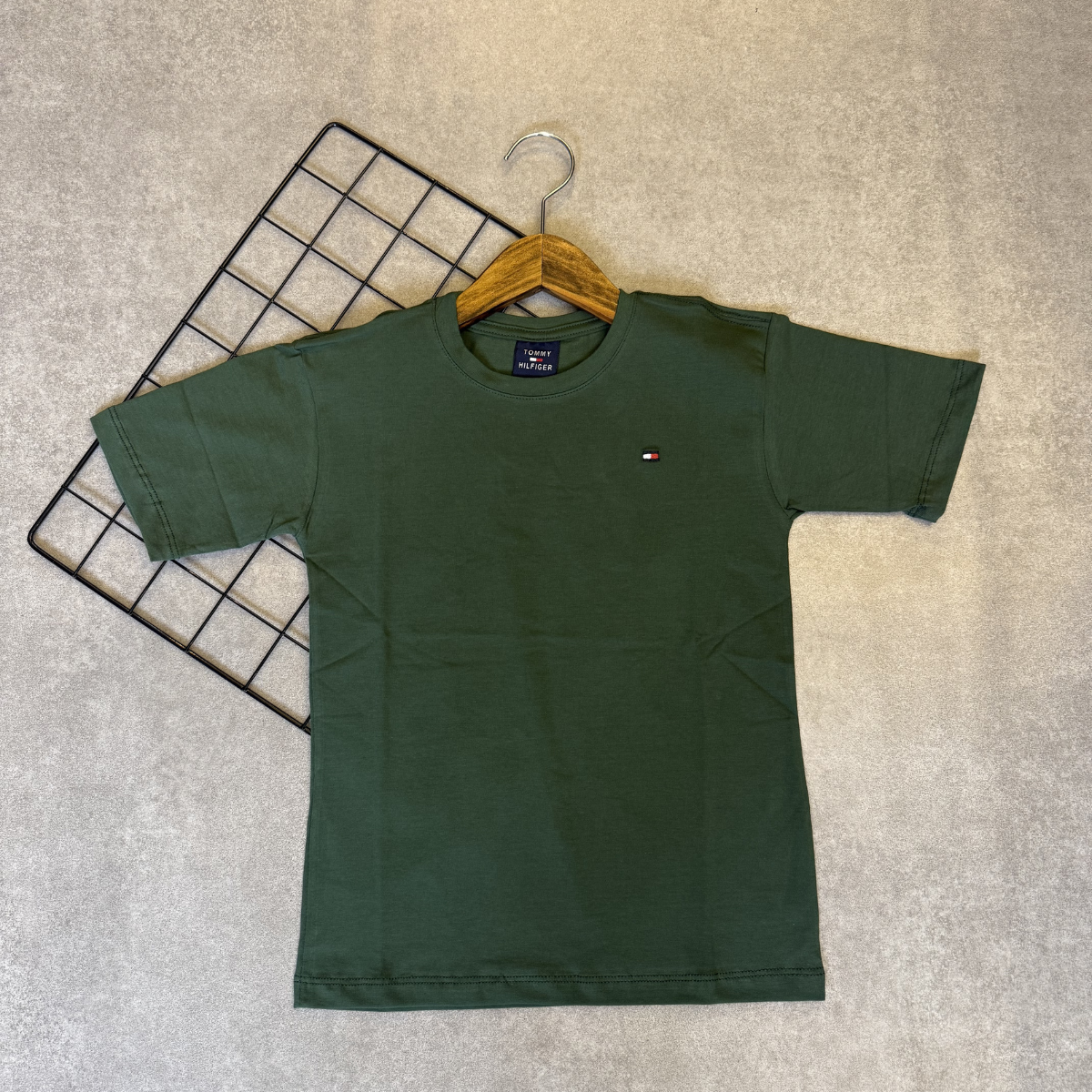 Camiseta Infantil Tommy Hilfiger Logo Clássico Kids