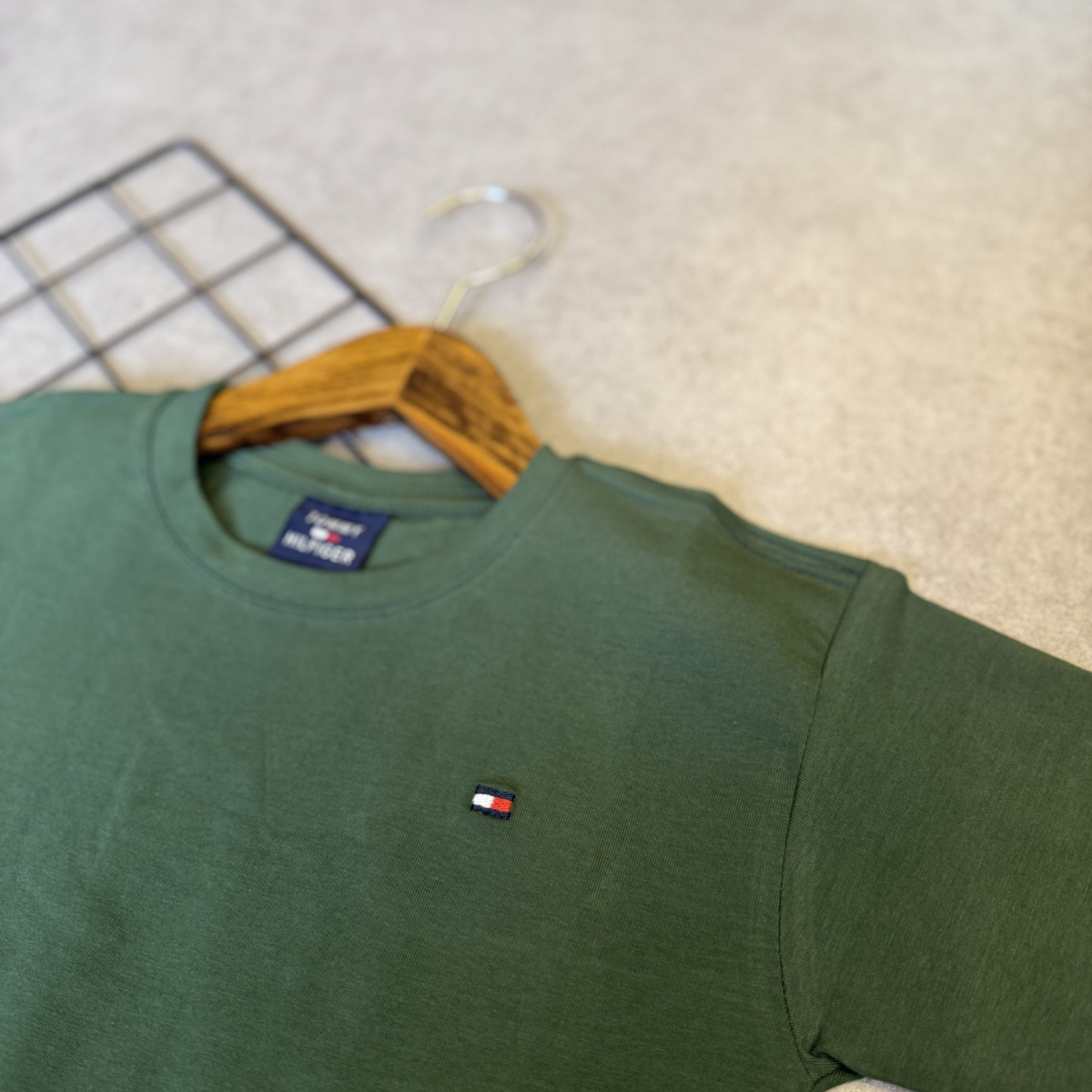 Camiseta Infantil Tommy Hilfiger Logo Clássico Kids