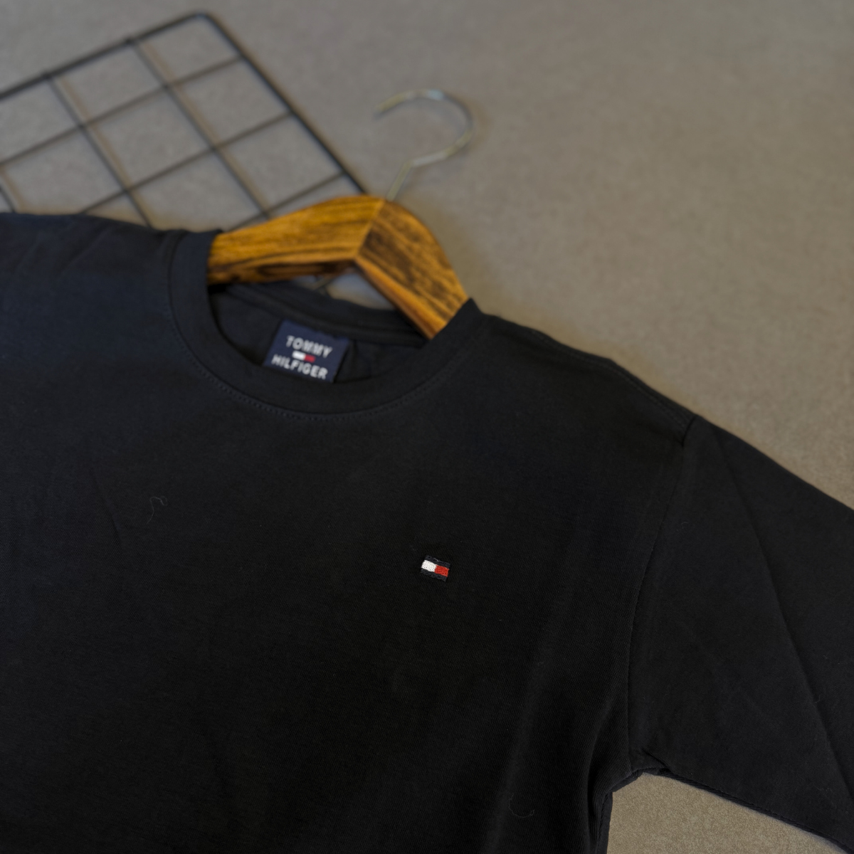 Camiseta Infantil Tommy Hilfiger Logo Clássico Kids