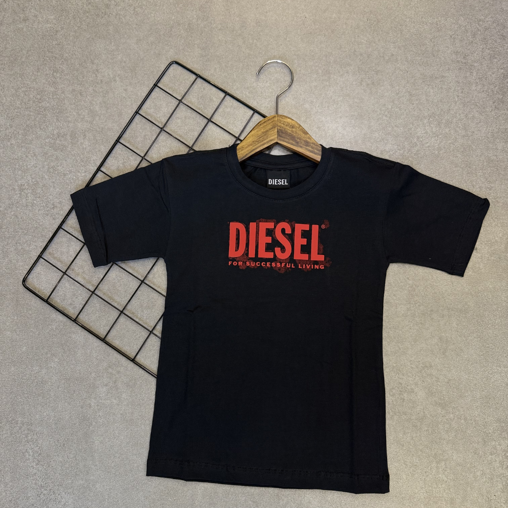 Camiseta Infantil Diesel Manga Curta Menino Grife
