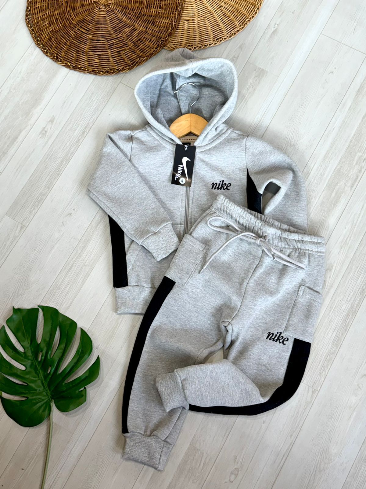 Conjunto Moletom Infantil Nike - Tech Fleece