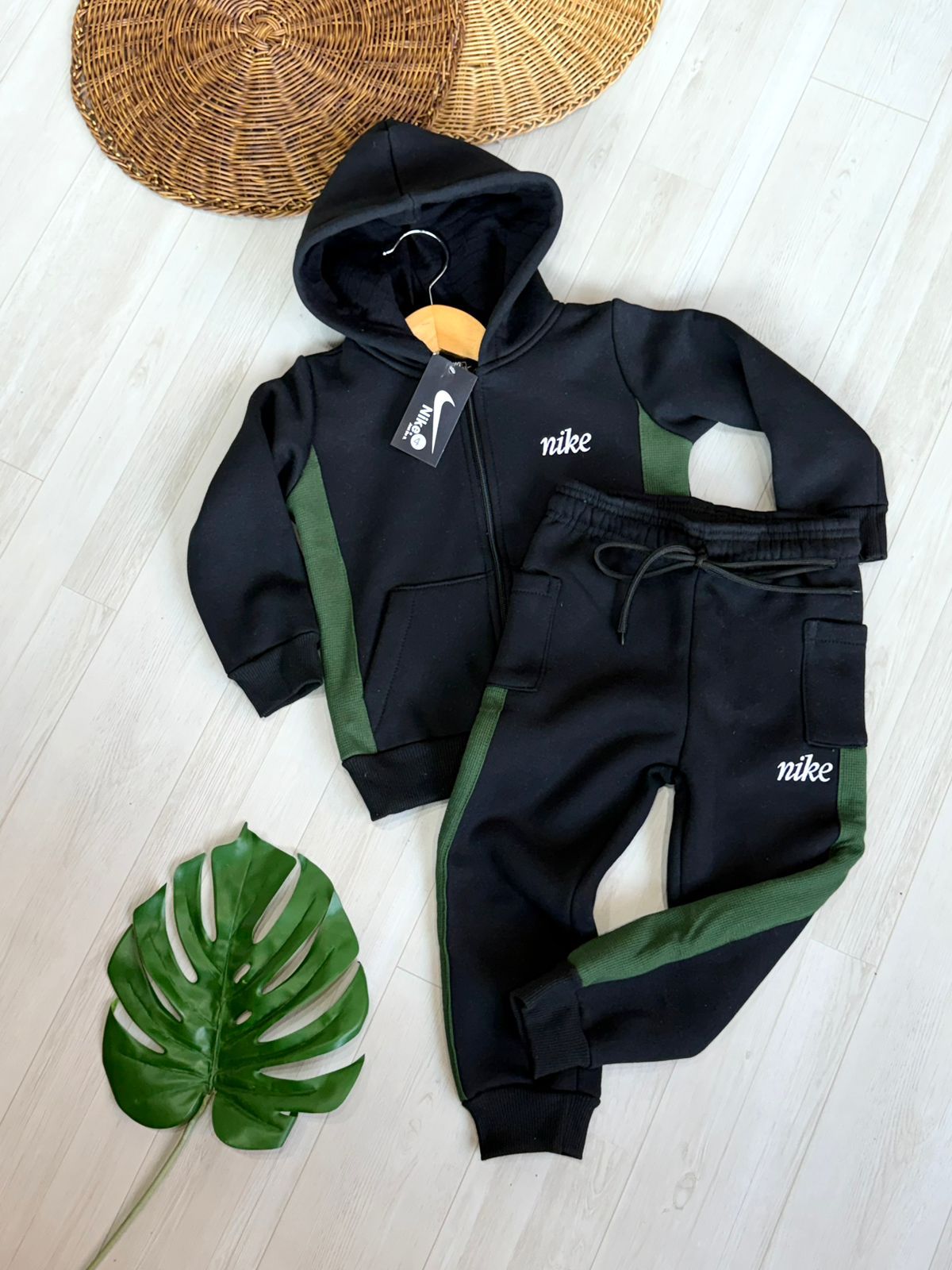 Conjunto Moletom Infantil Nike - Tech Fleece