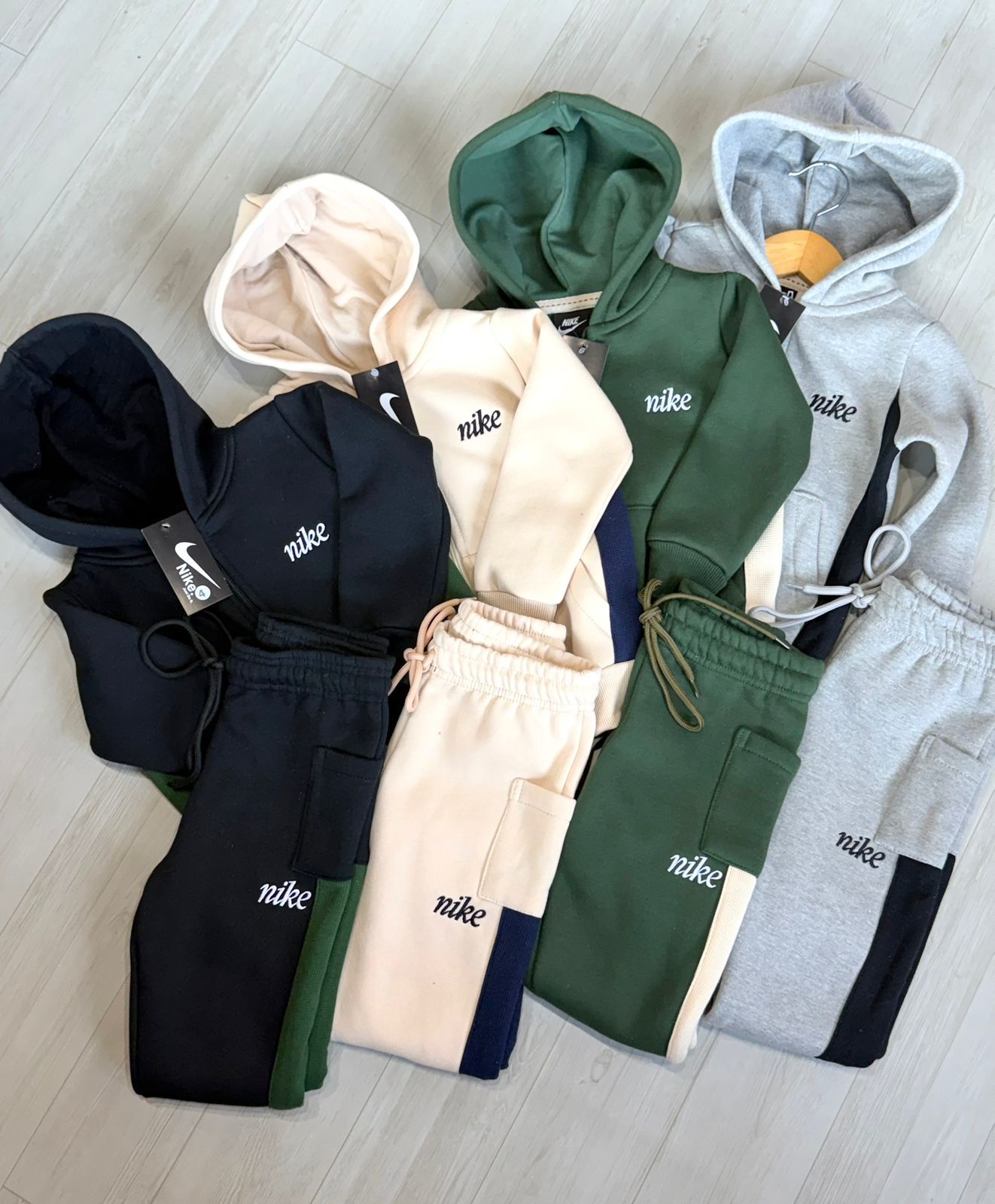 Conjunto Moletom Infantil Nike - Tech Fleece